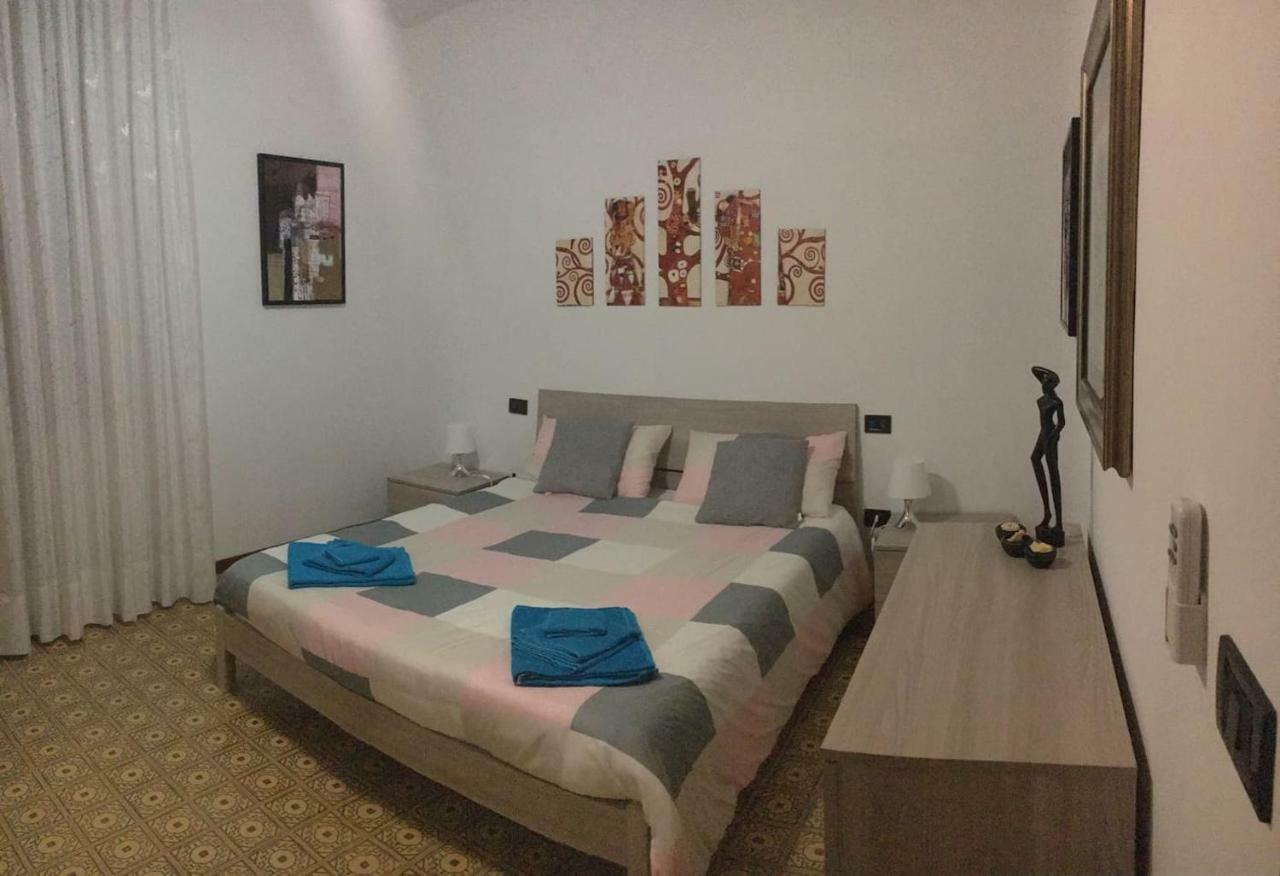 Ferienwohnung A Casa Di Giudy Desenzano del Garda Exterior foto
