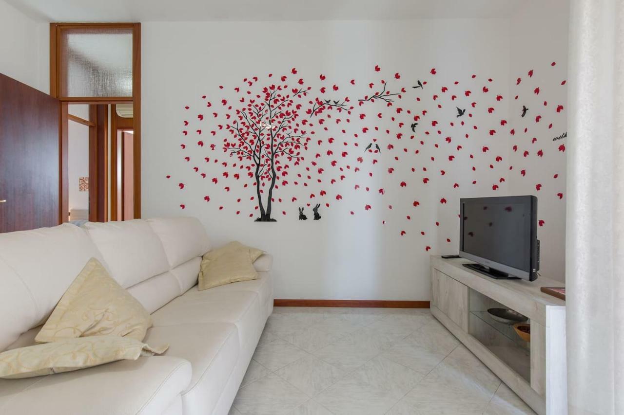 Ferienwohnung A Casa Di Giudy Desenzano del Garda Exterior foto