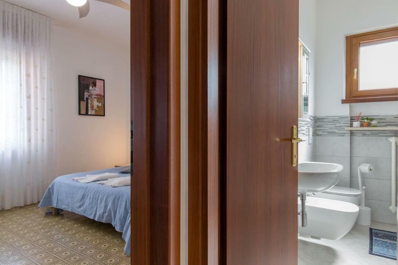 Ferienwohnung A Casa Di Giudy Desenzano del Garda Exterior foto